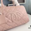 6930499cf09edb6de4c4e1fa New Arrival Jennie Same Style Chanel Bowling Bag Black Why Is It So Popular?