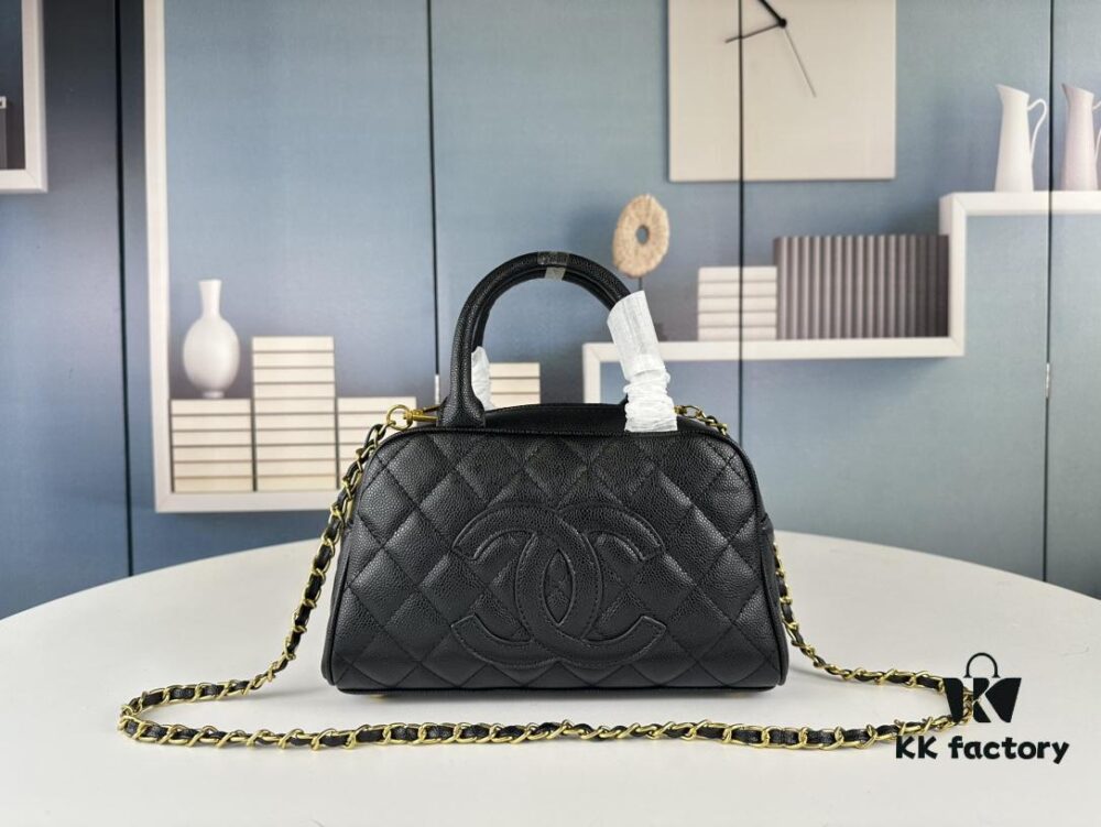 6930499df09edb6de4c4e1fd New Arrival Batch Jennie's Same Style Chanel Bowling Bag in Black – Why Is It So Popular?