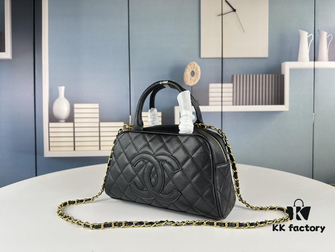 693049a0f09edb6de4c4e1ff New Arrival Batch Jennie's Same Style Chanel Bowling Bag in Black – Why Is It So Popular?