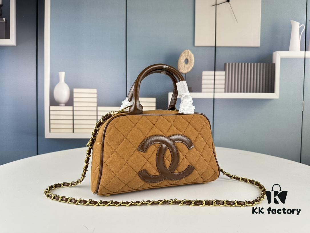 693049aaf09edb6de4c4e20e New Arrival Wholesale Jennie Same Style Chanel Bowling Bag in Black – Why Is It So Popular?