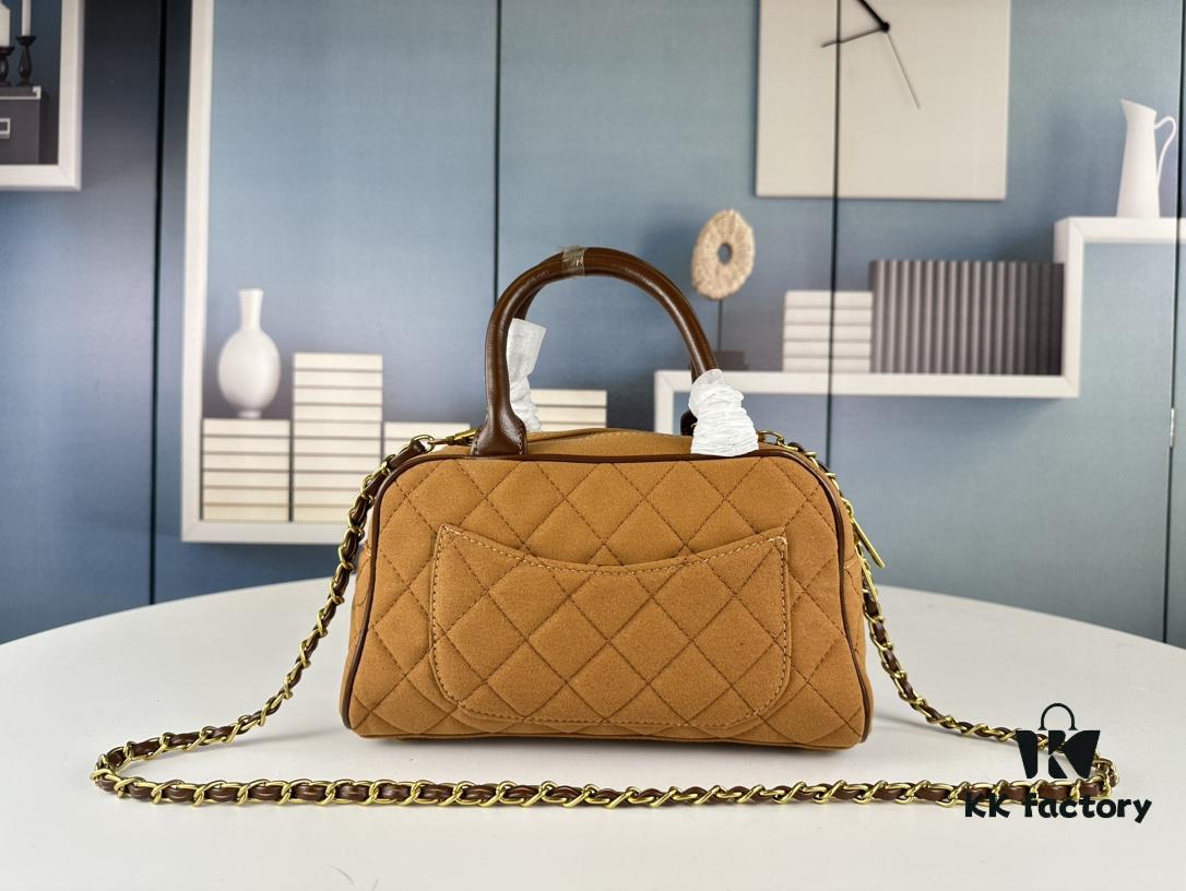 693049abf09edb6de4c4e211 New Arrival Wholesale Jennie Same Style Chanel Bowling Bag in Black – Why Is It So Popular?