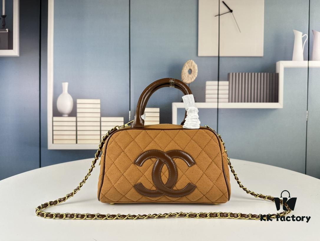 693049acf09edb6de4c4e213 New Arrival Wholesale Jennie Same Style Chanel Bowling Bag in Black – Why Is It So Popular?