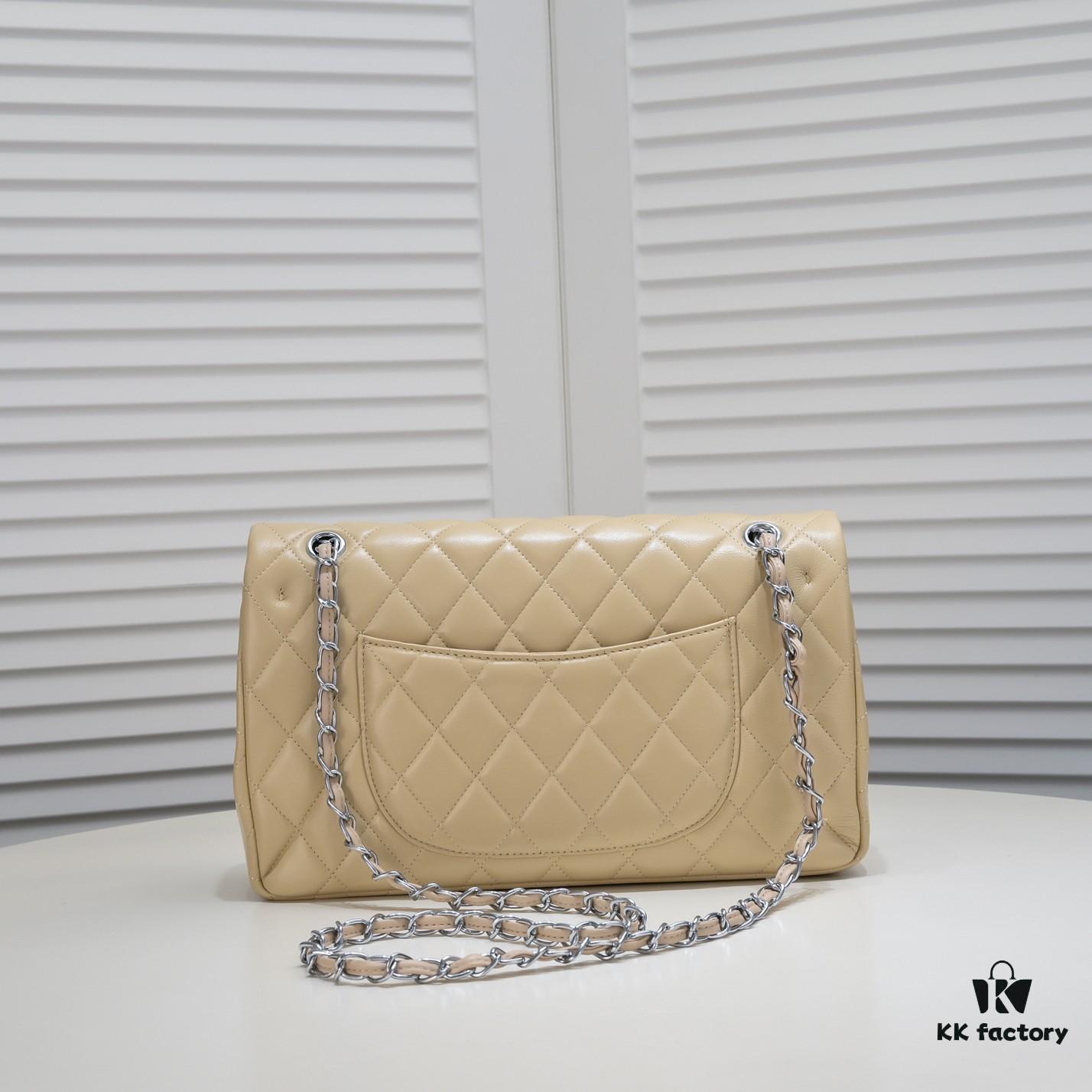 69304a4bf09edb6de4c4e2dd Beige Chanel Century Classic Style, meticulously crafted with precision stitching, imported lambskin paired with original hardware, full quilting, perfect softness and shape, size: 30X18X8cm, model number: 1113