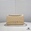 69304a50f09edb6de4c4e2e5 Beige Chanel Century Classic Style, meticulously crafted with precision stitching, imported lambskin paired with original hardware, full quilting, perfect softness and shape, size: 30X18X8cm, model number: 1113
