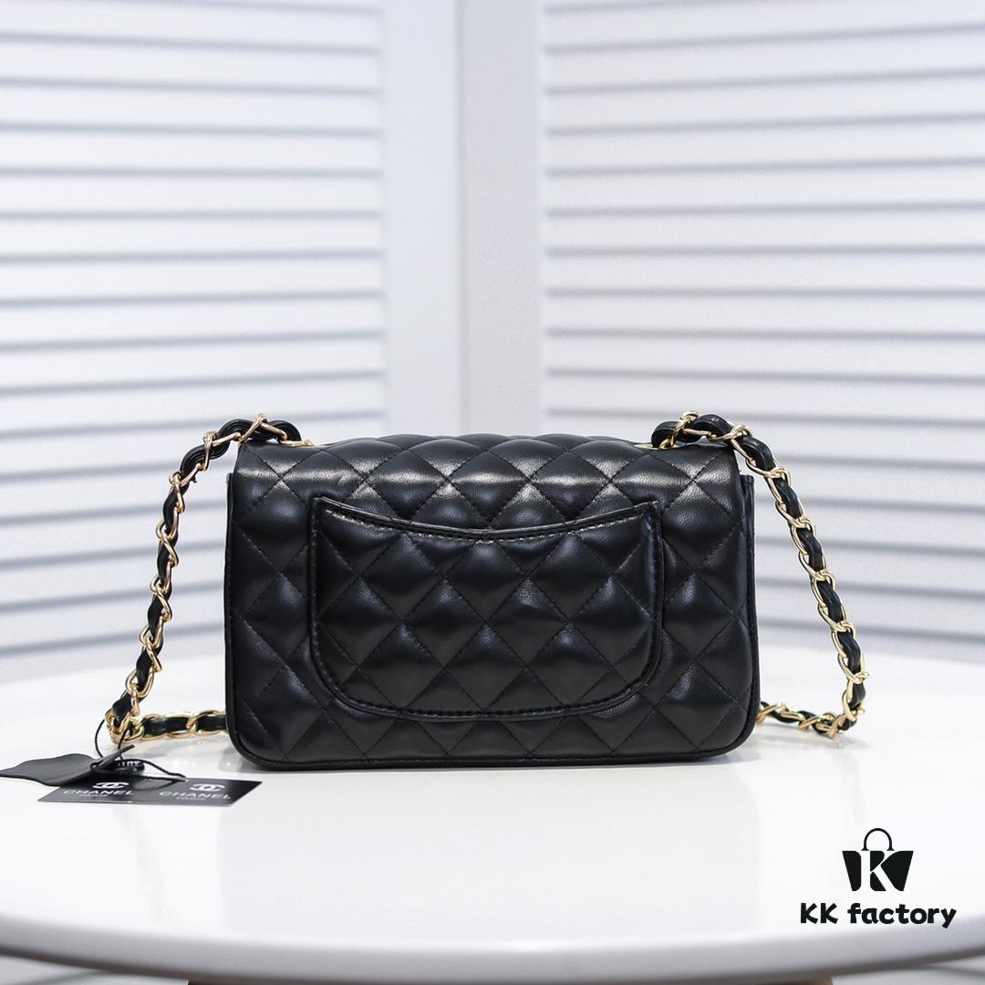 69304a70f09edb6de4c4e315 CF Versatile Little Lamb Skin Rose Chanel Eternal Classic Noble Temperament Favorite Among Elegantly Refined Women Luxurious and Durable