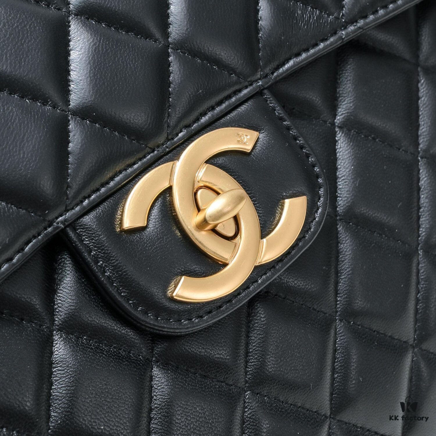 69304aacf09edb6de4c4e36d Upgraded Version 👜 Same as Victoria Beckham's Rare Chanel Gold Big CC Bag 👜
