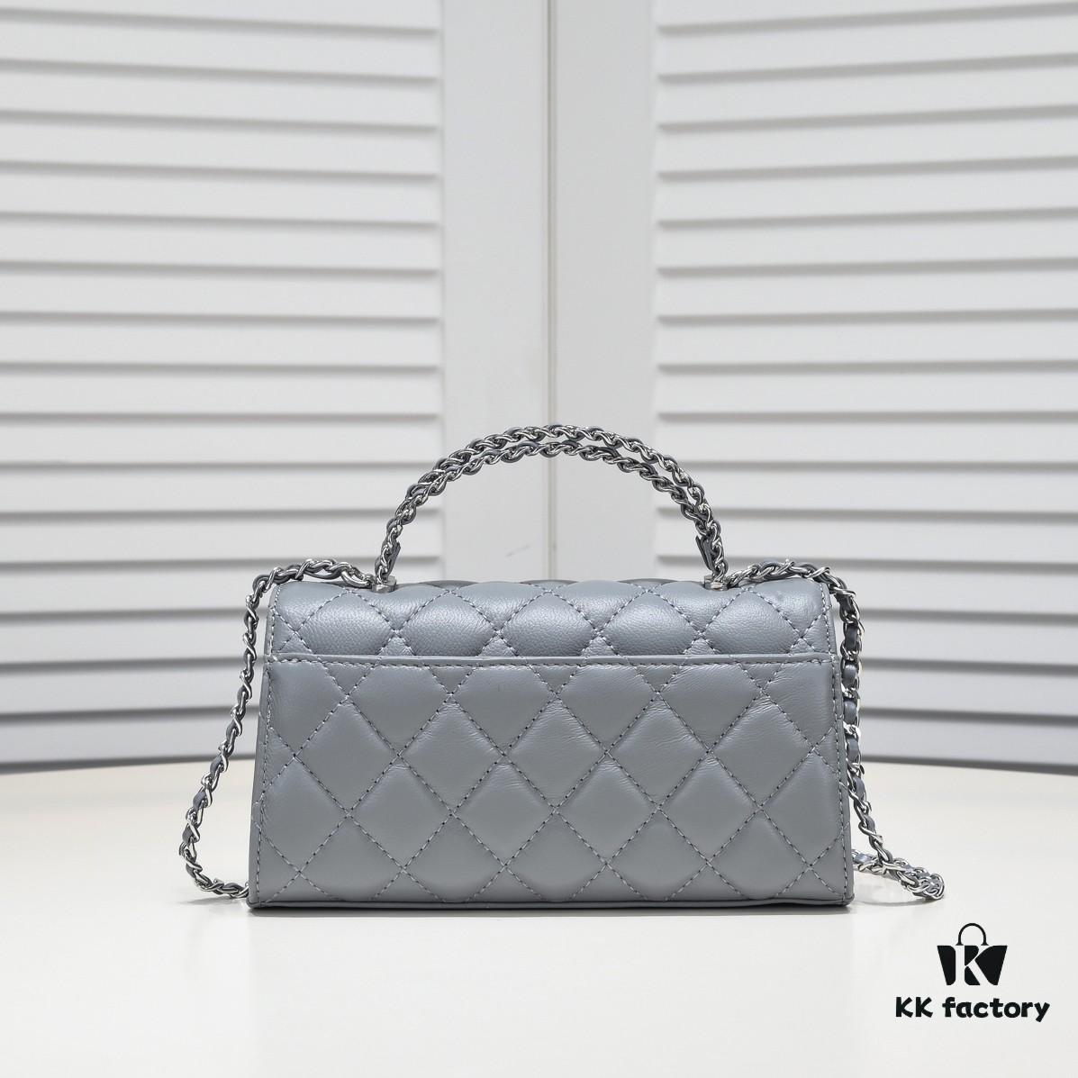 69304ab1f09edb6de4c4e375 Large Chanel Black Kelly Bag with Long Handle, Lambskin, 19x10x4.5cm