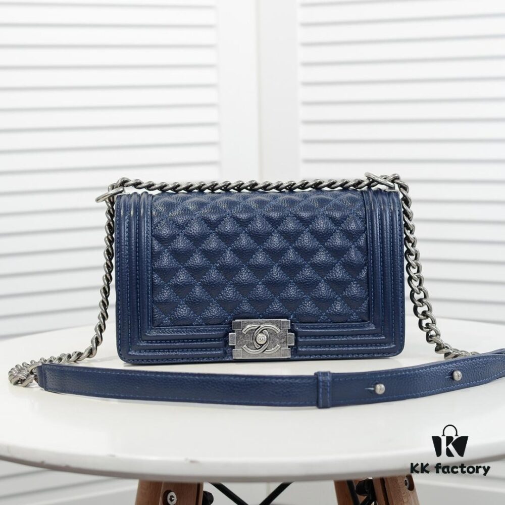69304acdf09edb6de4c4e3a0 Genuine Leather with Original Hardware Chanel-Style Handbag, 25*15*8cm
