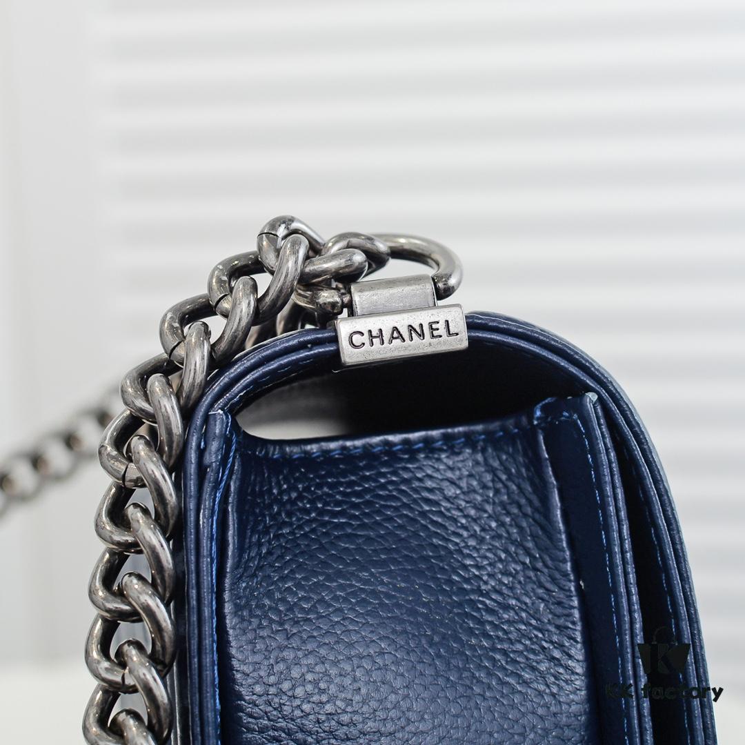 69304ad1f09edb6de4c4e3a7 Genuine Leather with Original Hardware Chanel-Style Handbag, 25*15*8cm