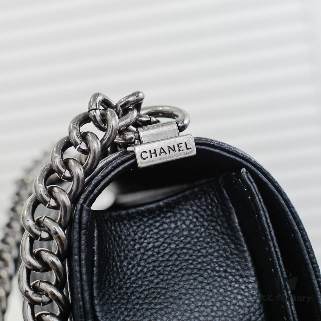 69304ad6f09edb6de4c4e3b1 Genuine Leather Inside and Out with Original Hardware - Chanel Authentic Style