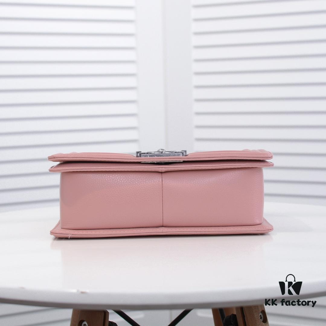69304ae8f09edb6de4c4e3cd Genuine Leather Inside and Out with Original Hardware - Chanel, Imported Top-Grade Calfskin with Crinkled Texture, Thickened Electroplated Hardware, Craftsmanship Comparable to Authentic
