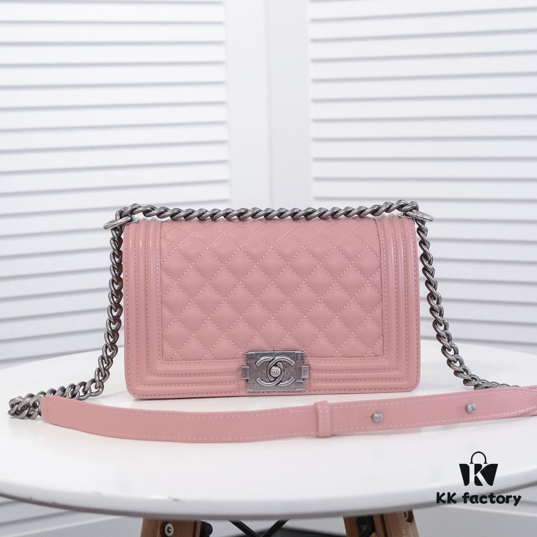 69304ae8f09edb6de4c4e3ce Genuine Leather Inside and Out with Original Hardware - Chanel, Imported Top-Grade Calfskin with Crinkled Texture, Thickened Electroplated Hardware, Craftsmanship Comparable to Authentic