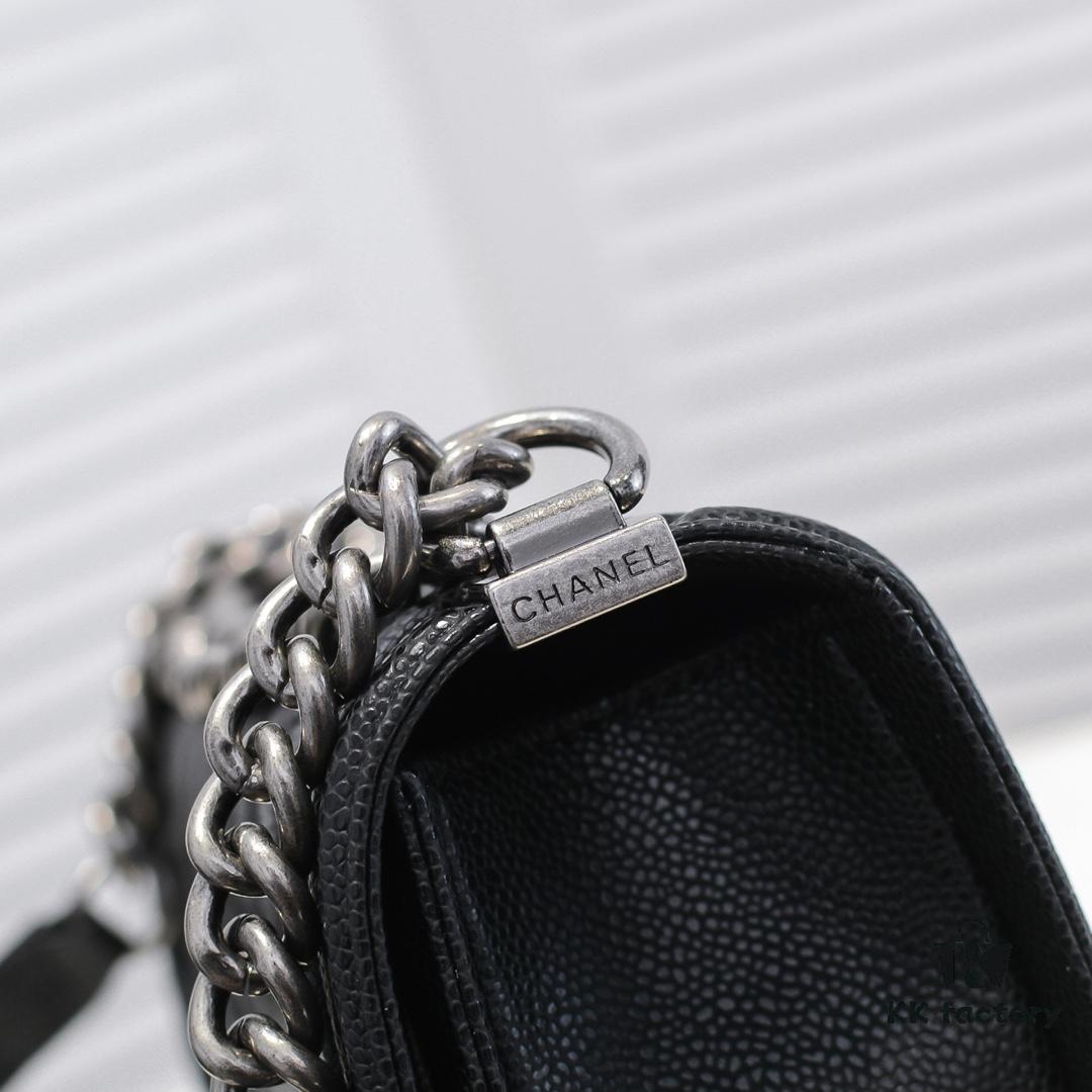 69304b34f09edb6de4c4e443 Genuine Leather with Original CHANEL Hardware - Imported Quilted Calfskin, Thick Electroplated Metal Accessories, High-Quality Craftsmanship, 25*15*8cm