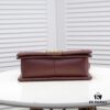 69304b50f09edb6de4c4e470 Chanel Crown Lambskin Bag with Original Hardware - Full Sheepskin, Thickened Electroplated Metal Fittings, Scratch-Resistant and Highly Elastic Base, Premium Craftsmanship, Size 25*15*8cm Model No. 67086 Gold-Inlaid V Pattern
