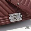 69304b53f09edb6de4c4e473 Chanel Genuine Lambskin Handbag with Original Hardware - Full Sheepskin, Thickened Electroplated Metal Fittings, Premium Craftsmanship, Resistant and Stylish