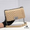 69304b6ef09edb6de4c4e49c Chanel Genuine Lambskin Bag with Original Hardware - Full Sheepskin, Thickened Electroplated Metal, Premium Craftsmanship, Size 25*15*8cm Model No. 67086V