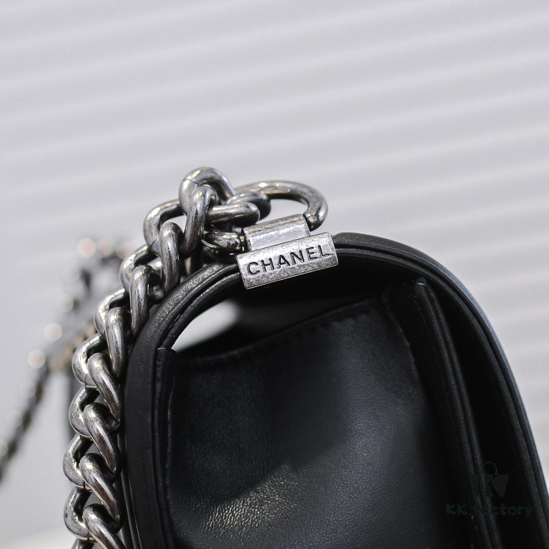 69304b7cf09edb6de4c4e4b1 Chanel Full Lambskin with Original Hardware - Premium Craftsmanship, Thickened Electroplated Metal Fittings, Excellent Elasticity and Durability