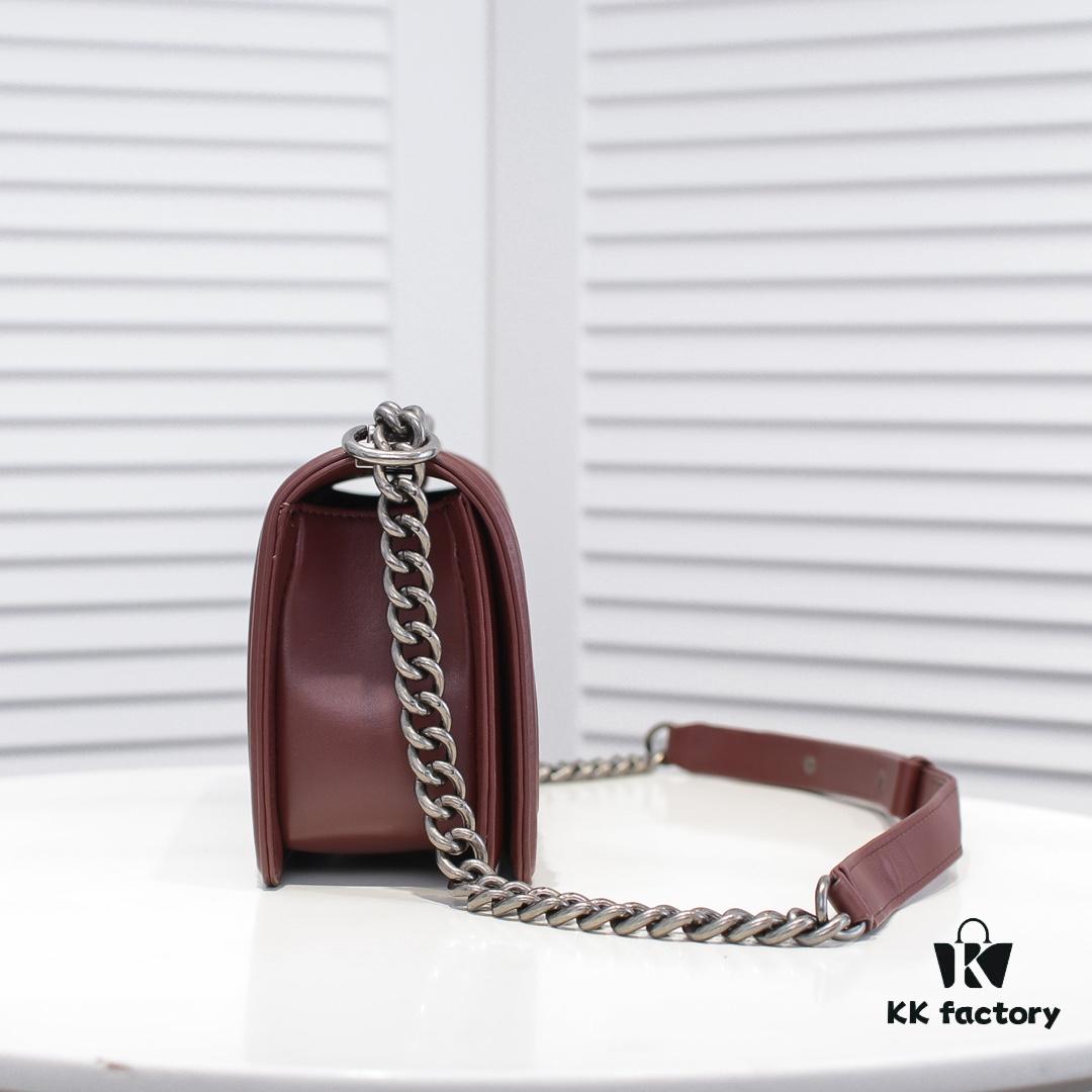 69304ba3f09edb6de4c4e4e1 Chanel Genuine Lambskin with Original Hardware - Full Sheepskin, Thickened Electroplated Metal Fittings, High-Quality Craftsmanship, Real Stock and Photos