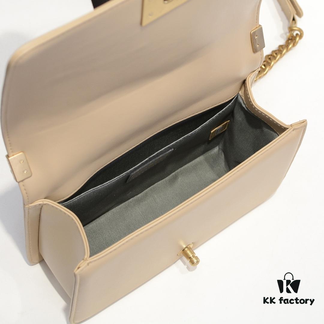 69304bc6f09edb6de4c4e519 Chanel Crown Lamb Leather Bag with Full Sheepskin and Original Hardware - Thickened Electroplated Metal Fittings, High-Quality Craftsmanship, Soft Scratch-Resistant Base, Durable and Stylish