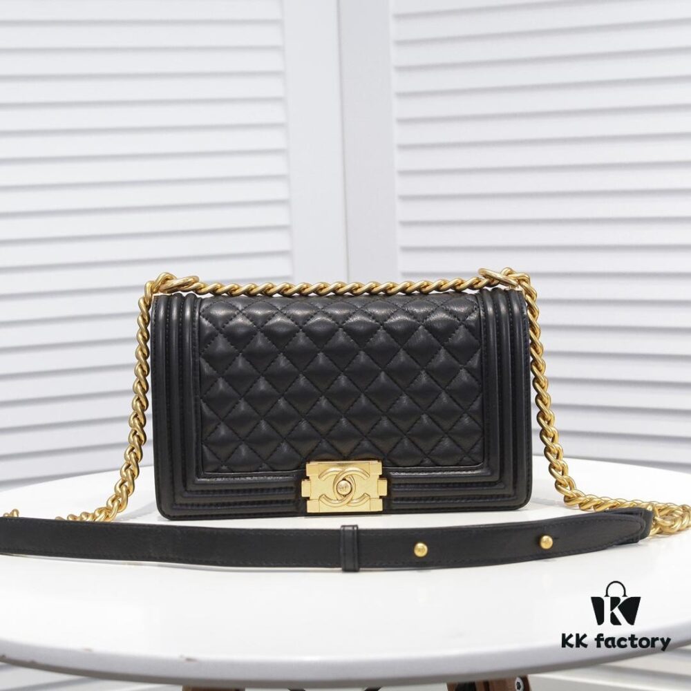 69304bcaf09edb6de4c4e51f Chanel Crown Lambskin Bag with Original Hardware - Full Sheepskin with Thickened Electroplated Metal Fittings