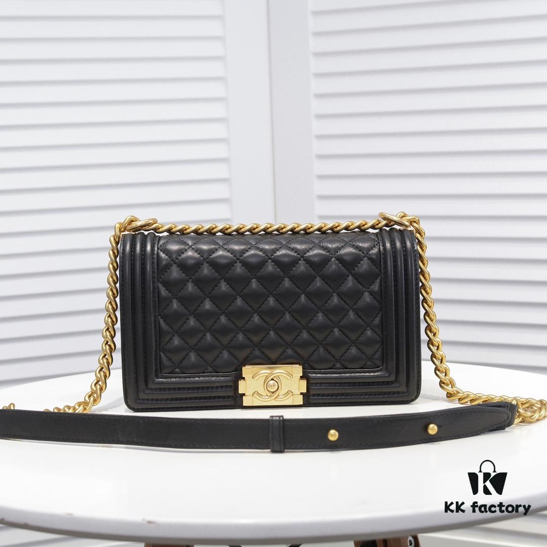 69304bcaf09edb6de4c4e51f Chanel Crown Lambskin Bag with Original Hardware - Full Sheepskin with Thickened Electroplated Metal Fittings