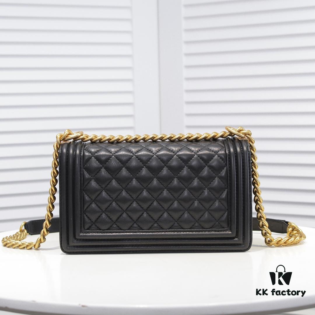 69304bcbf09edb6de4c4e522 Chanel Crown Lambskin Bag with Original Hardware - Full Sheepskin with Thickened Electroplated Metal Fittings