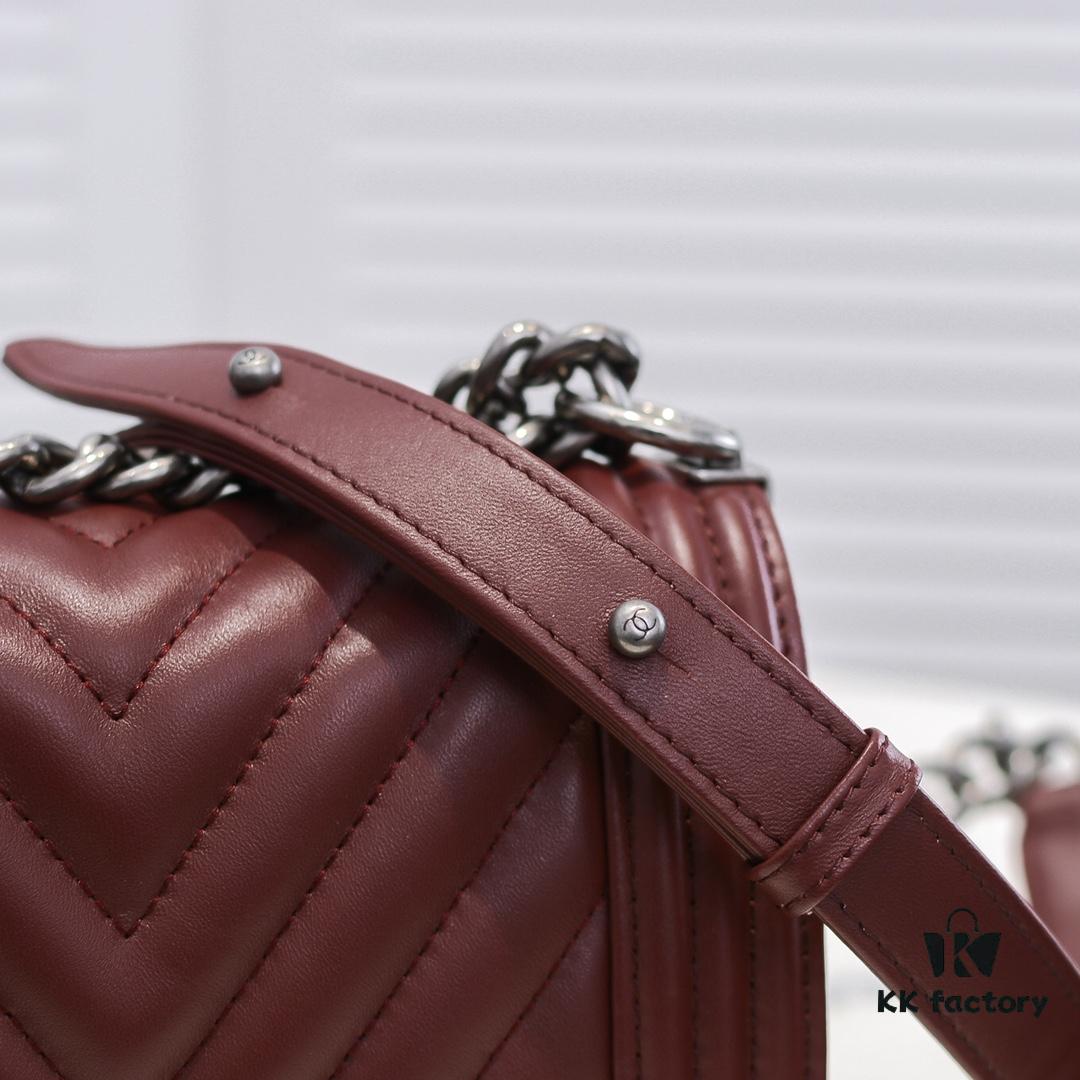 69304bd0f09edb6de4c4e52e Chanel Genuine Lambskin Bag with Original Hardware - Full Sheepskin, Thickened Electroplated Metal Fittings, Premium Craftsmanship, Resizable Base with Elastic Recovery, High-End Quality, Fits Perfectly in Display Cabinet, Size 20*12*7cm, Model No. 67085