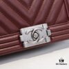 69304bd3f09edb6de4c4e532 Chanel Genuine Lambskin Bag with Original Hardware - Full Sheepskin, Thickened Electroplated Metal Fittings, Premium Craftsmanship, Resizable Base with Elastic Recovery, High-End Quality, Fits Perfectly in Display Cabinet, Size 20*12*7cm, Model No. 67085