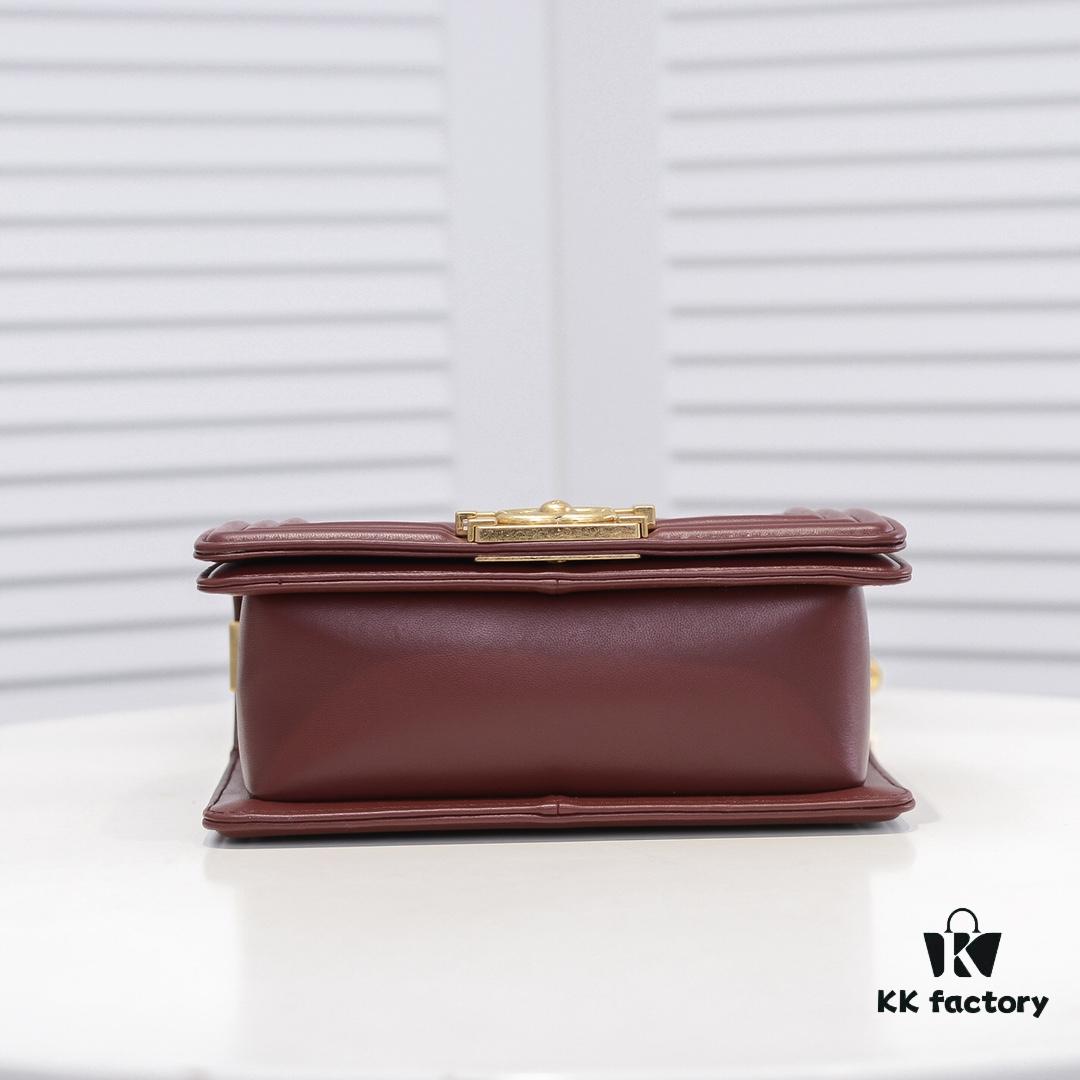 69304bd3f09edb6de4c4e535 Chanel Small Lamb Leather Bag with Full Sheepskin and Original Hardware - Thickened Electroplated Metal Fittings, Premium Craftsmanship, Real Stock Photo
