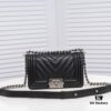 69304bdaf09edb6de4c4e541 Chanel Crown Lambskin Handbag with Original Hardware - Full Sheepskin with Thickened Electroplated Metal Fittings