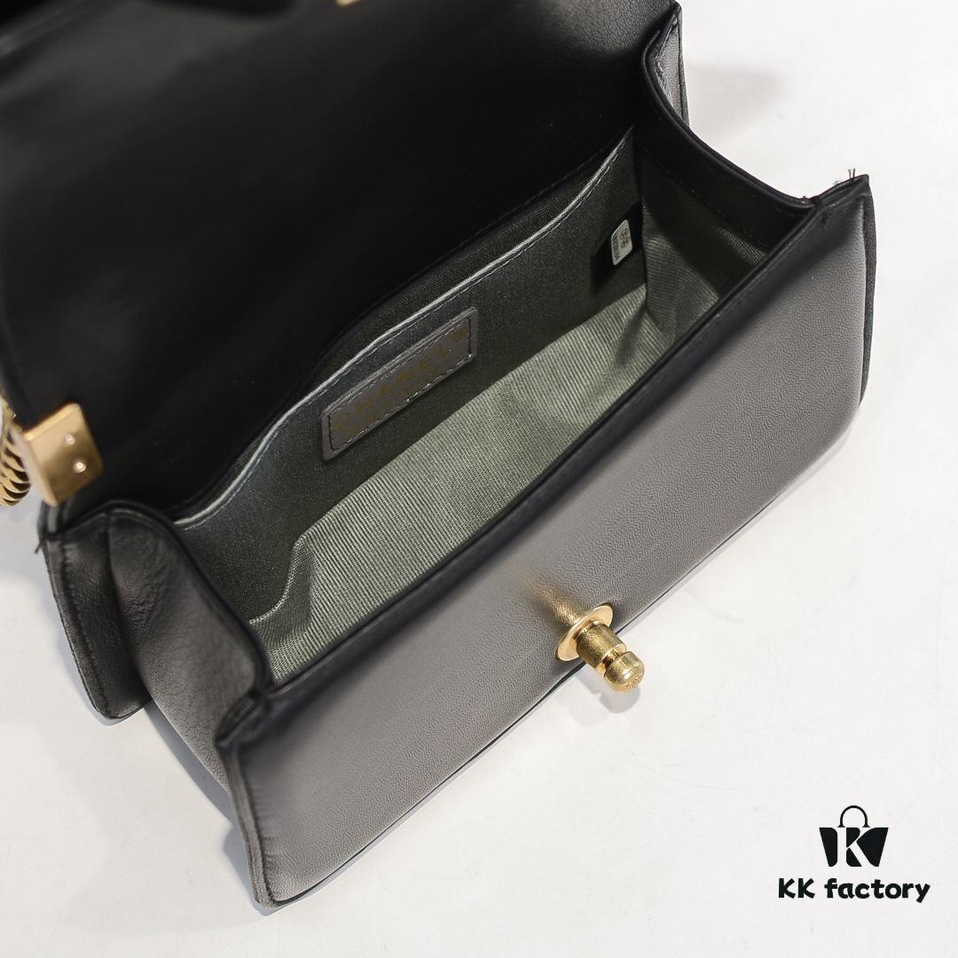 69304be0f09edb6de4c4e54c Chanel Genuine Lambskin Handbag with Original Hardware - Premium Quality, Full Lambskin with Thickened Electroplated Metal Fittings
