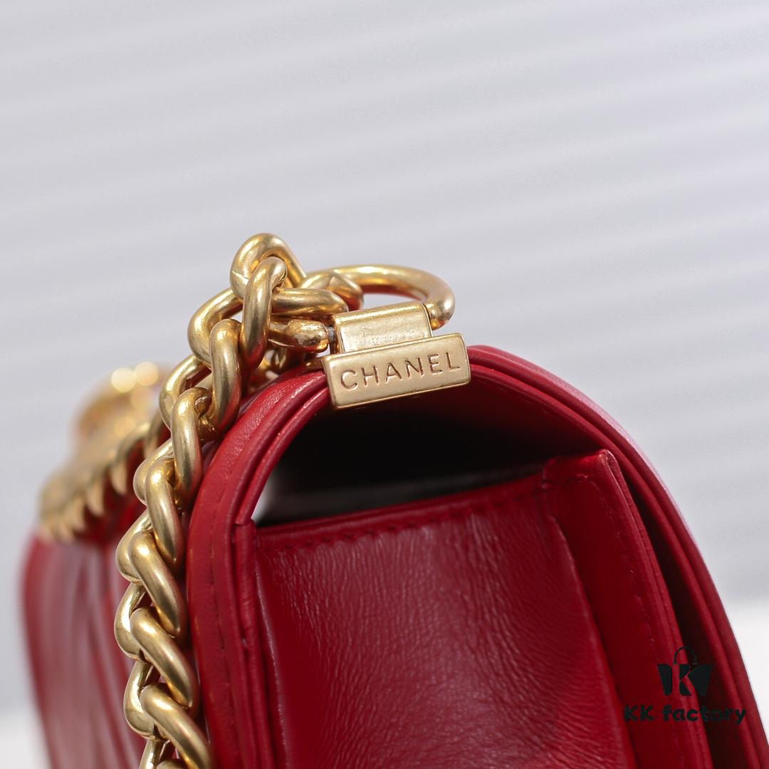 69304be7f09edb6de4c4e557 Chanel Crown Lambskin Handbag with Original Hardware - Full Sheepskin with Thickened Electroplated Metal Fittings
