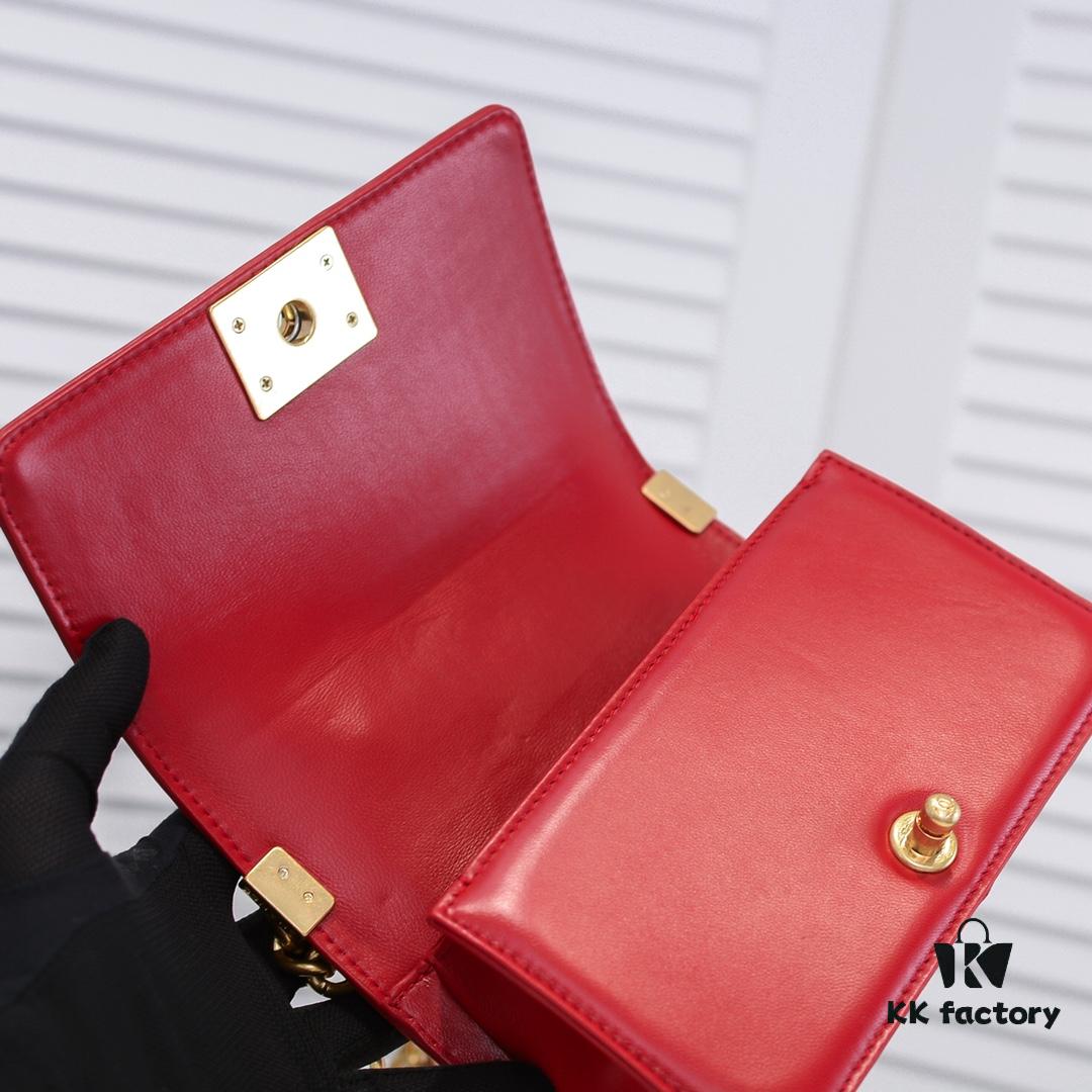 69304be8f09edb6de4c4e558 Chanel Crown Lambskin Handbag with Original Hardware - Full Sheepskin with Thickened Electroplated Metal Fittings
