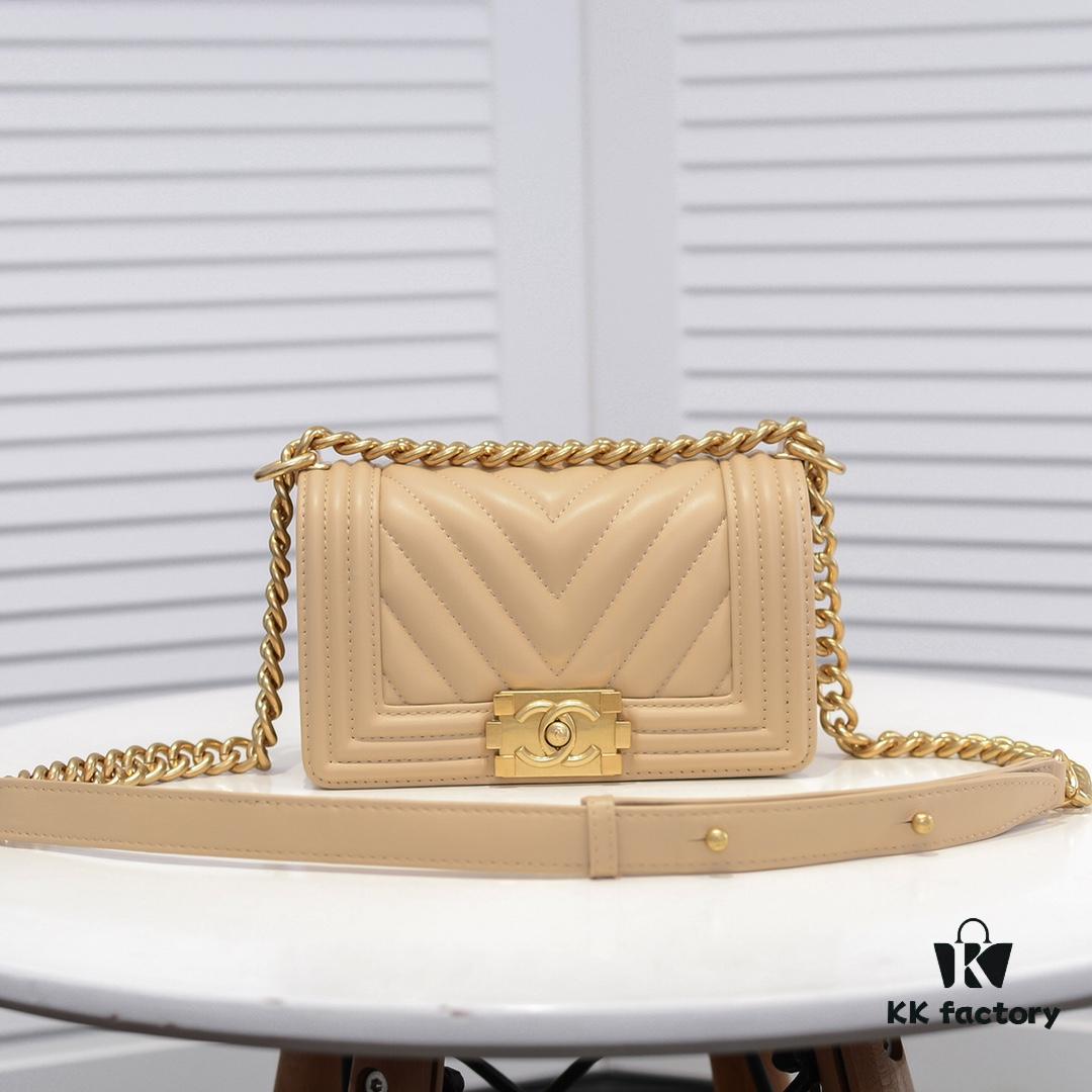 69304beff09edb6de4c4e565 Chanel Crown Lambskin Bag with Original Hardware - Full Sheepskin with Thickened Electroplated Metal Fittings