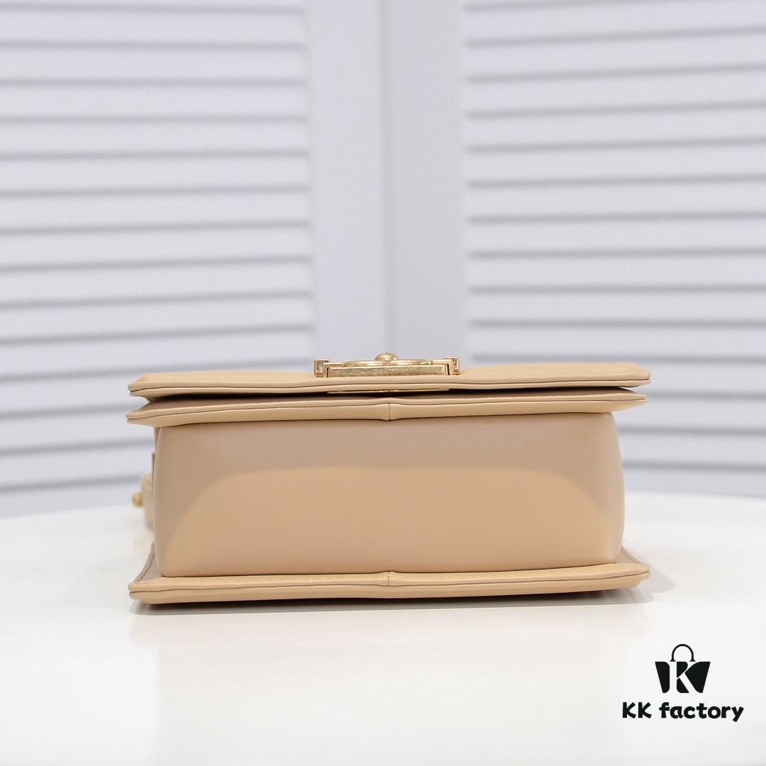 69304bf0f09edb6de4c4e569 Chanel Crown Lambskin Bag with Original Hardware - Full Sheepskin with Thickened Electroplated Metal Fittings