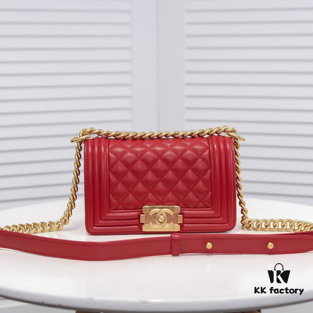 69304c03f09edb6de4c4e589 Chanel Crown Lambskin Bag with Full Sheepskin and Original Hardware - Premium Quality, Thickened Electroplated Metal Fittings, Size 20*12*7cm