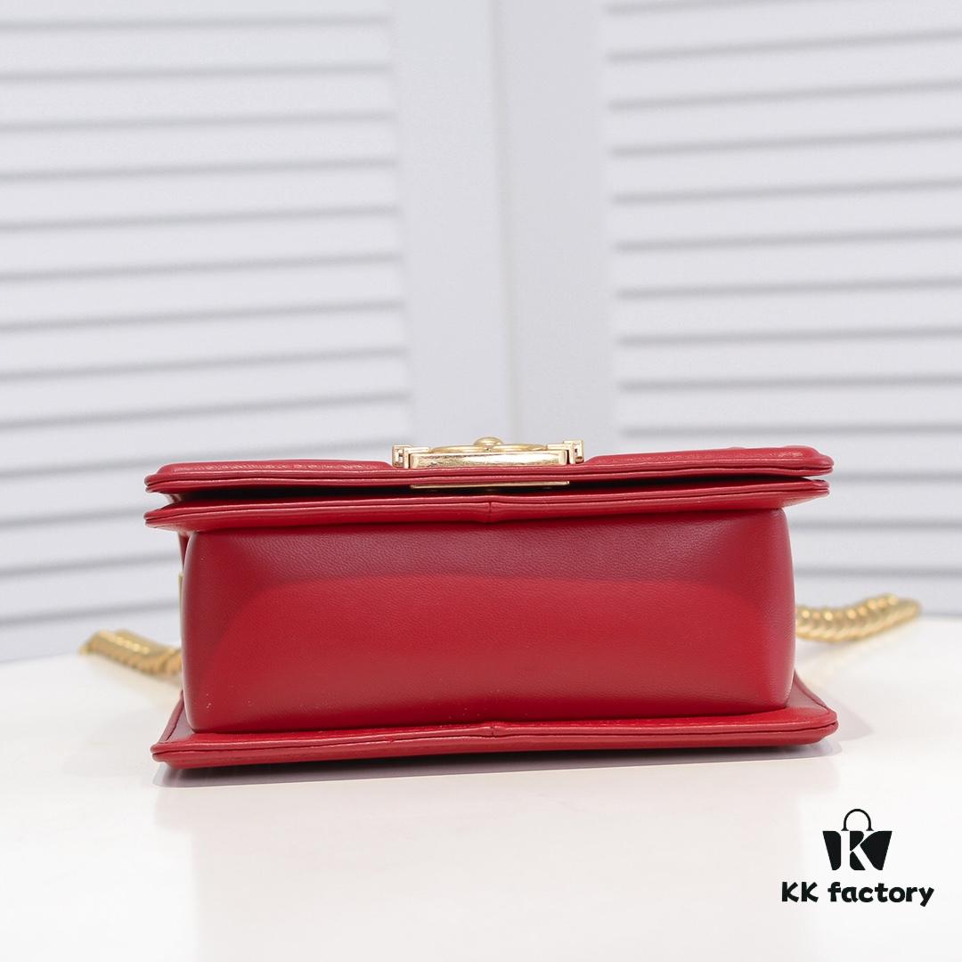 69304c06f09edb6de4c4e58d Chanel Crown Lambskin Bag with Full Sheepskin and Original Hardware - Premium Quality, Thickened Electroplated Metal Fittings, Size 20*12*7cm