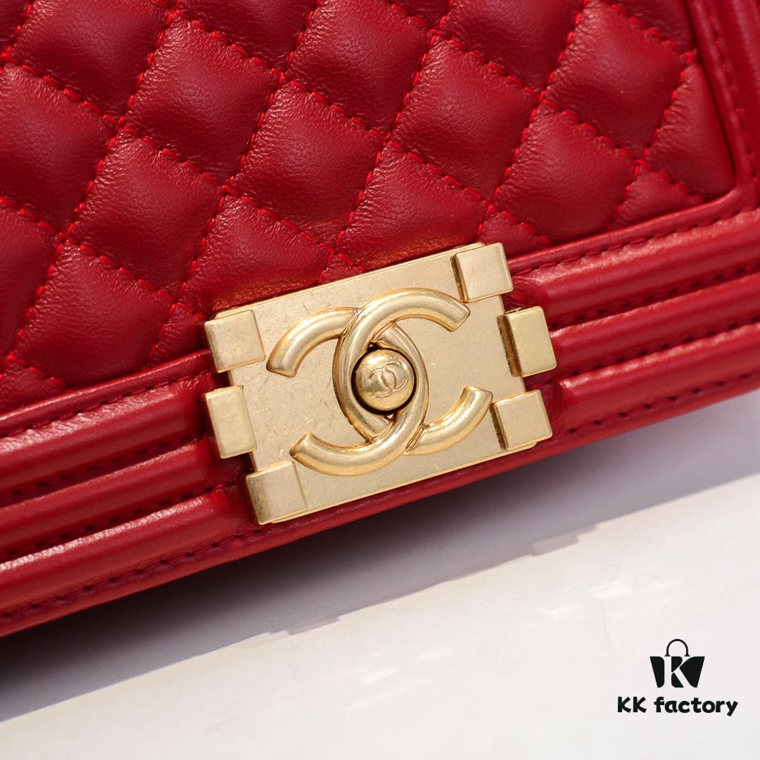 69304c08f09edb6de4c4e593 Chanel Crown Lambskin Bag with Full Sheepskin and Original Hardware - Premium Quality, Thickened Electroplated Metal Fittings, Size 20*12*7cm