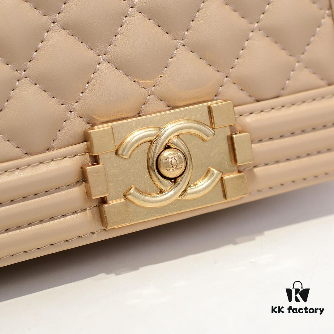 69304c19f09edb6de4c4e5af Chanel Genuine Lambskin Handbag with Original Hardware - Premium Quality, Thickened Electroplated Metal Fittings