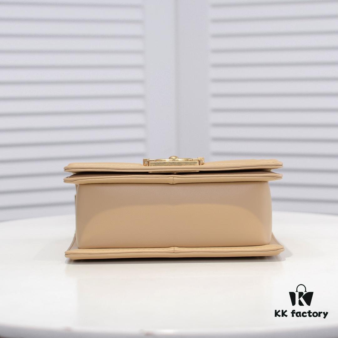 69304c1af09edb6de4c4e5b1 Chanel Genuine Lambskin Handbag with Original Hardware - Premium Quality, Thickened Electroplated Metal Fittings