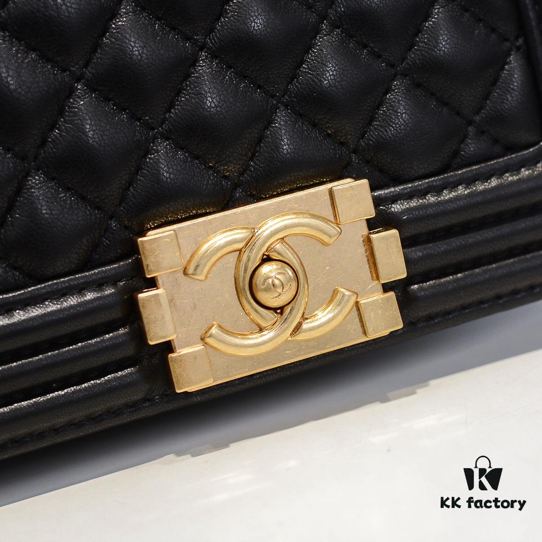 69304c25f09edb6de4c4e5c3 Chanel Crown Lambskin Bag with Full Sheepskin and Original Hardware - Premium Quality, Thickened Electroplated Metal Fittings