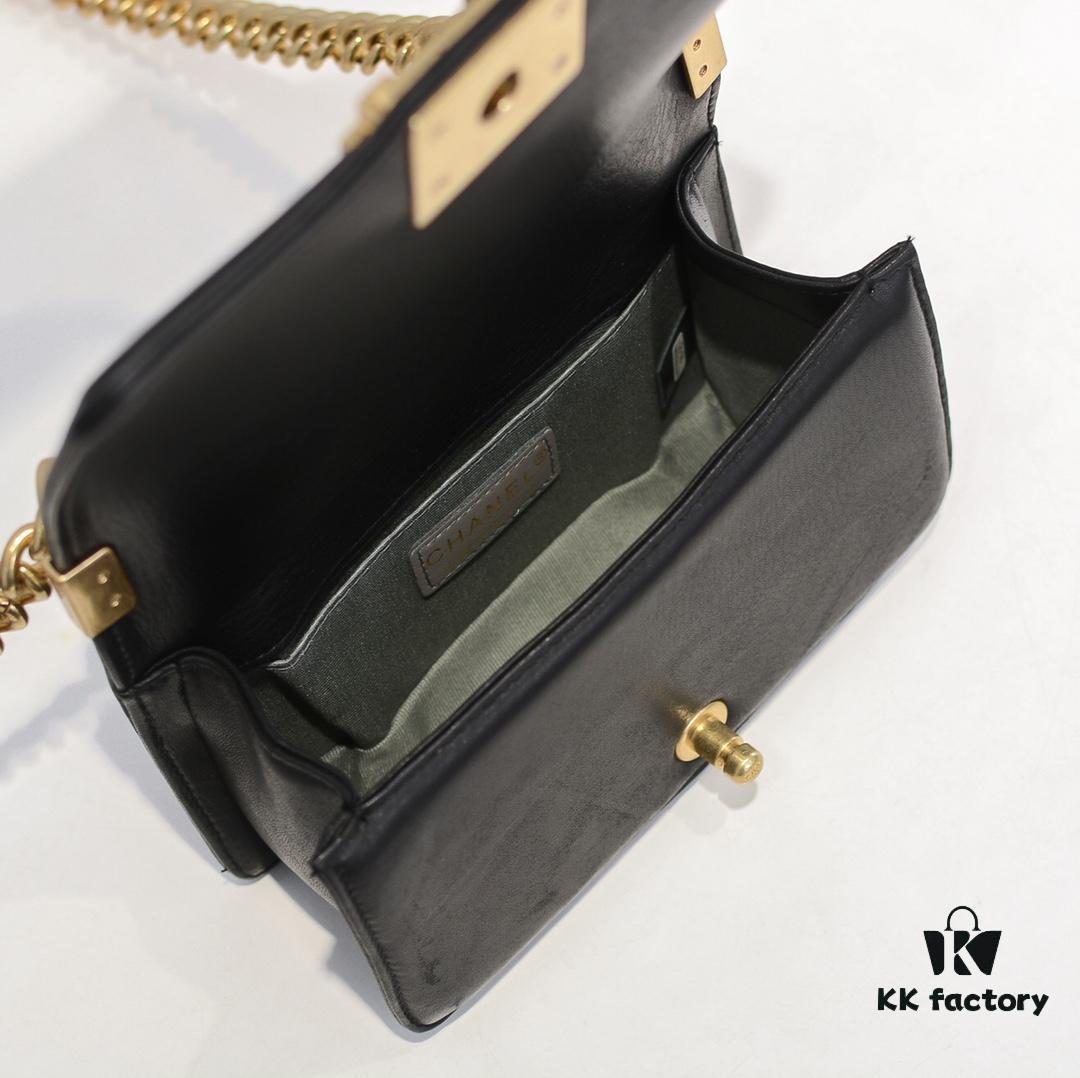 69304c28f09edb6de4c4e5c6 Chanel Crown Lambskin Bag with Full Sheepskin and Original Hardware - Premium Quality, Thickened Electroplated Metal Fittings