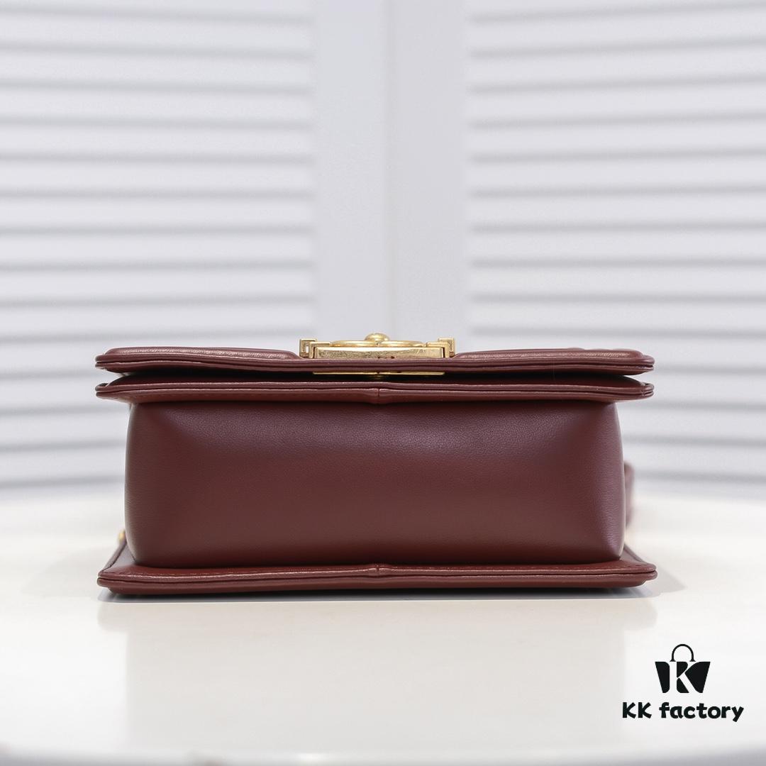 69304c31f09edb6de4c4e5d3 Chanel Crown Lambskin Bag with Original Hardware - Full Sheepskin, Thickened Electroplated Metal, High-Quality Craftsmanship, Premium Look and Durability