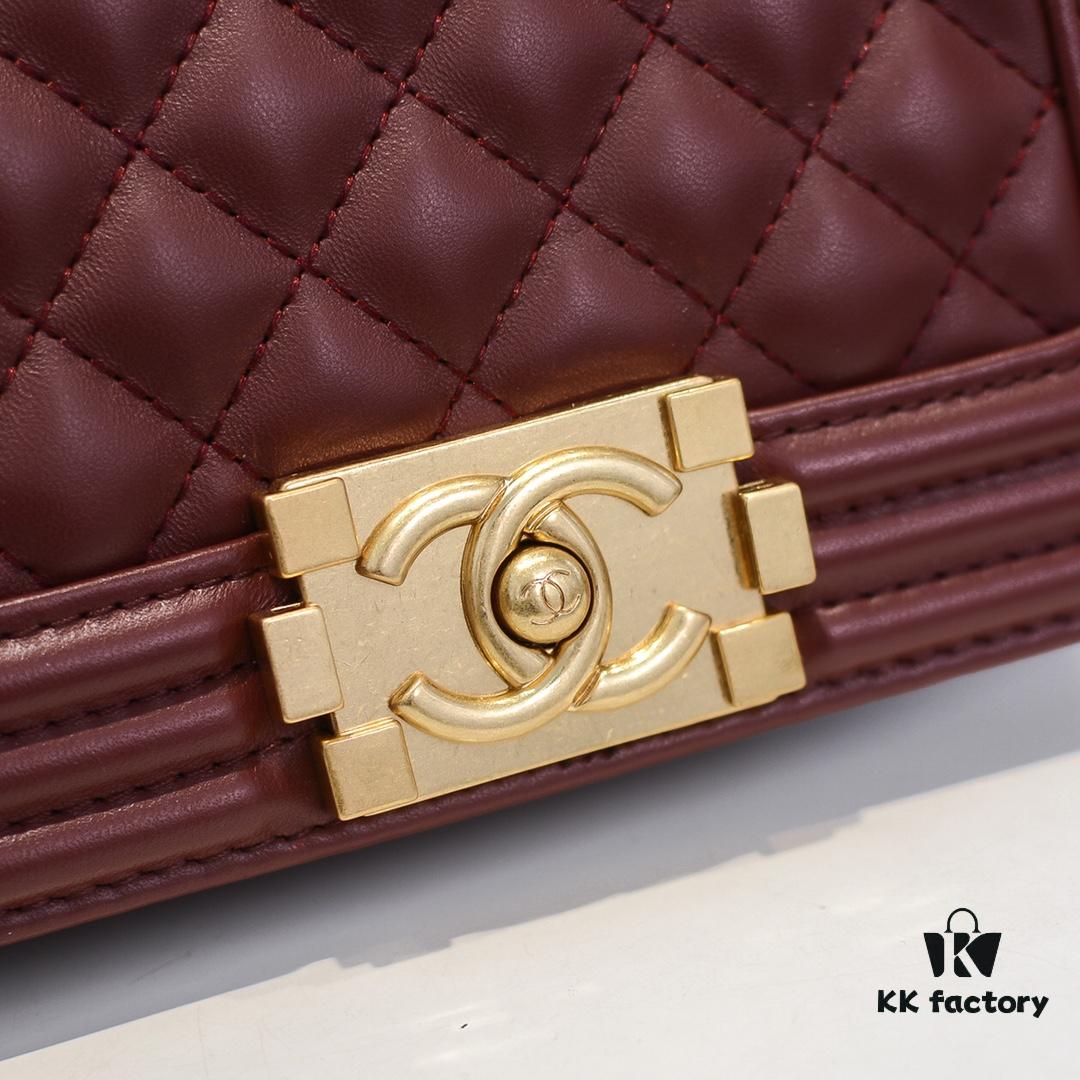 69304c34f09edb6de4c4e5d8 Chanel Crown Lambskin Bag with Original Hardware - Full Sheepskin, Thickened Electroplated Metal, High-Quality Craftsmanship, Premium Look and Durability
