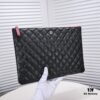 69304c4bf09edb6de4c4e601 Silver Button with Box Chanel Caviar Leather Quilted Clutch Bag Latest Official Website Release Fashionable and Elegant