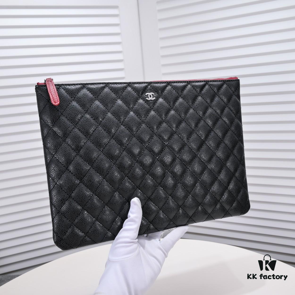 69304c4bf09edb6de4c4e601 Silver Button with Box Chanel Caviar Leather Quilted Clutch Bag Latest Official Website Release Fashionable and Elegant