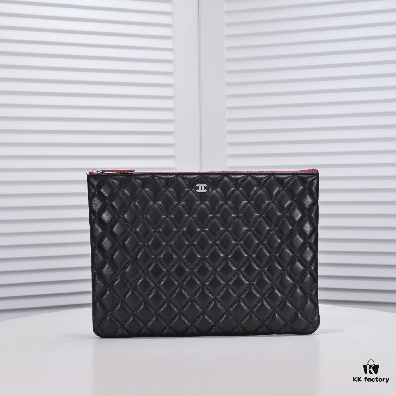 69304c4ff09edb6de4c4e607 Silver Button with Box Chanel Original Lambskin Quilted Clutch Bag Latest Official Website Fashion Trend Elegant and Generous High-End Sheepskin Handbag