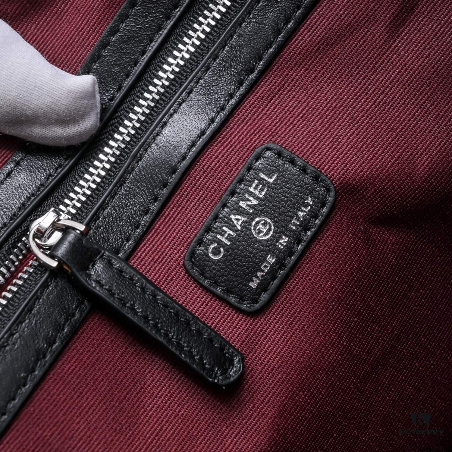 69304c56f09edb6de4c4e615 Silver Button with Box Chanel Original Lambskin Quilted Clutch Bag Latest Official Website Fashion Trend Elegant and Generous High-End Sheepskin Handbag