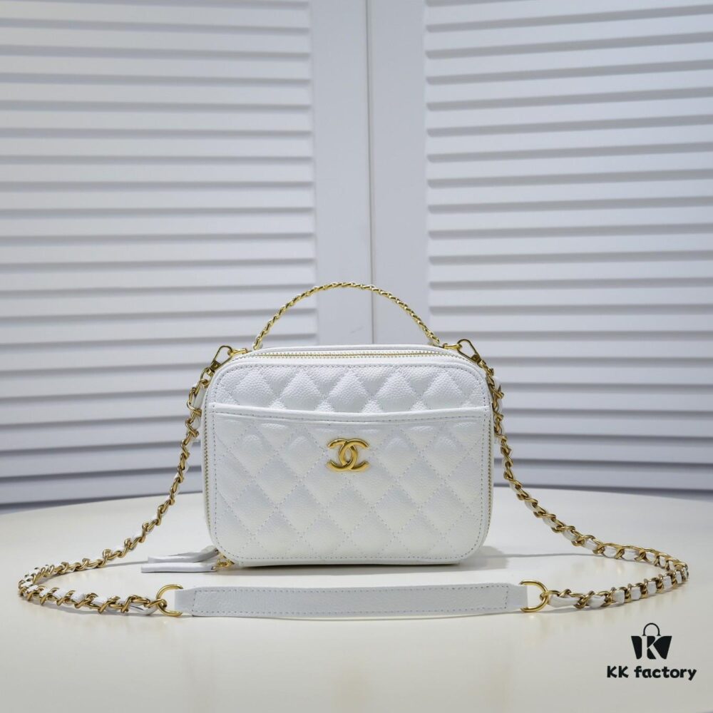 69304c6cf09edb6de4c4e63c Chanel Official Website Caviar Handle Letter Bag Double C Camera Chain Crossbody Bag, Model No. 9081, Size: 20*9*15cm