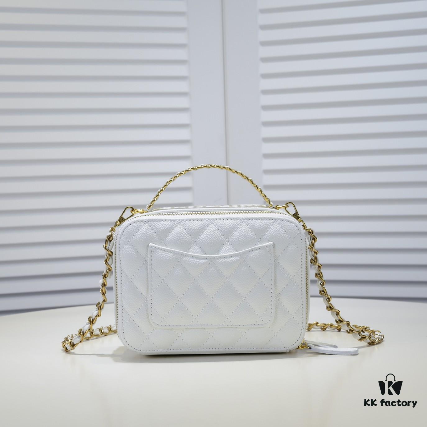69304c6cf09edb6de4c4e63d Chanel Official Website Caviar Handle Letter Bag Double C Camera Chain Crossbody Bag, Model No. 9081, Size: 20*9*15cm